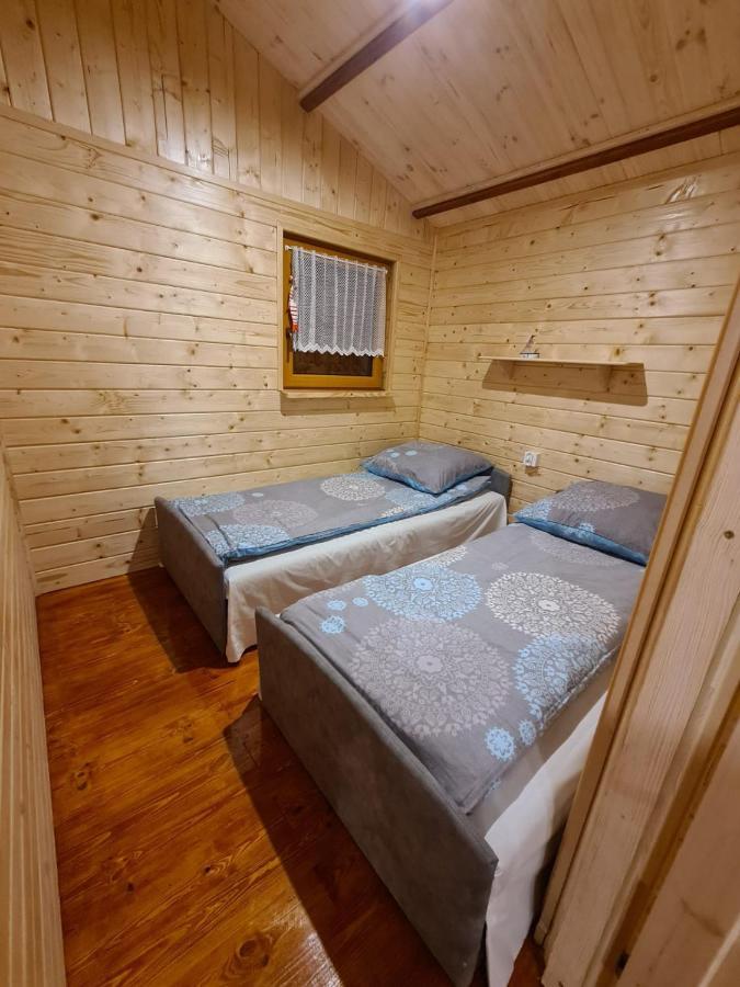 Siedlisko Nr 4A Nad Jeziorem Skarlinskim, Jezioro, Mazury, Domki Letniskowe Kurzetnik Exterior foto